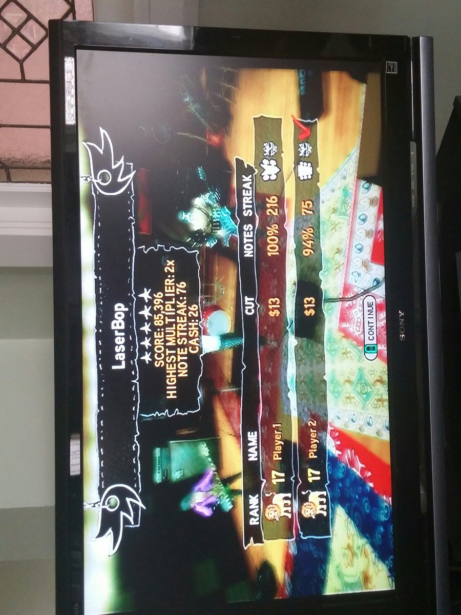 MuffinMeows's tweet photo. I don't know what this song is, but I found it on Guitar Hero: World Tour and ended up getting 100% on bass. https://t.co/C53soqQb9I