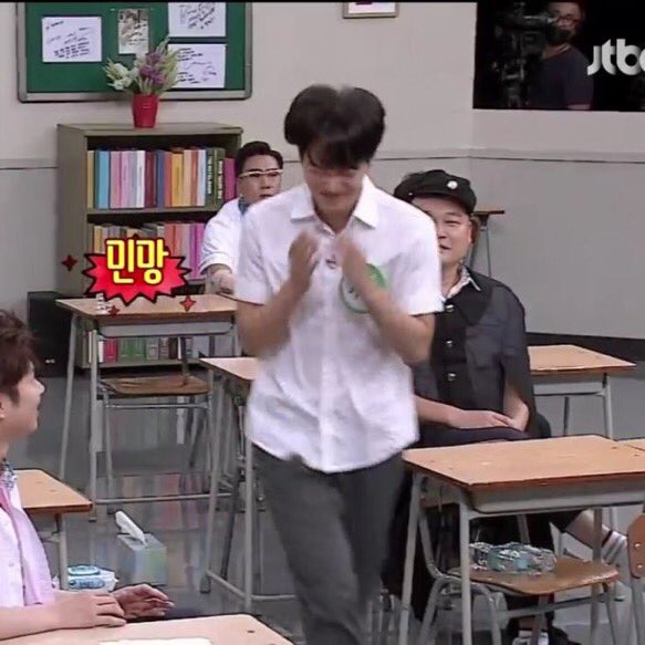 12CL0UDS's tweet photo. Knowing Brothers (@941KNI) 😂😂 https://t.co/WcmDqGDUMb