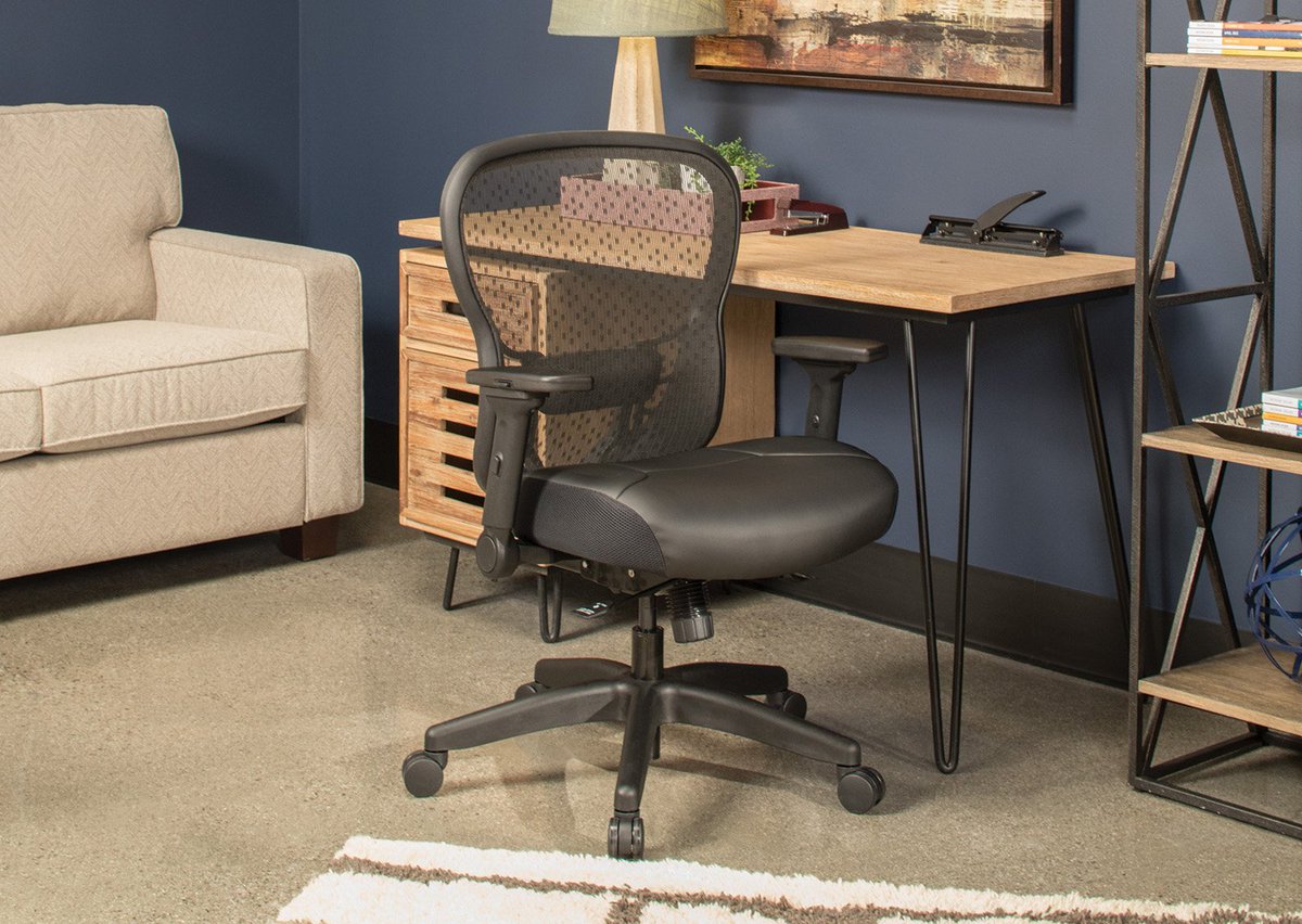 SPACESeating's tweet photo. Every #homeoffice needs a comfortable office chair. #ergonomic #SolutionsForEveryAtmosphere https://t.co/YHk17q4Wo0