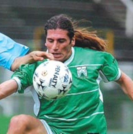 TermoDeAscenso's tweet image. En @ElCaduOnline recuerdan a uno de nuestros jugadores fetiche: el Mago Mangiantini. que despues de dejar el futbol salio campeon de ajedrez