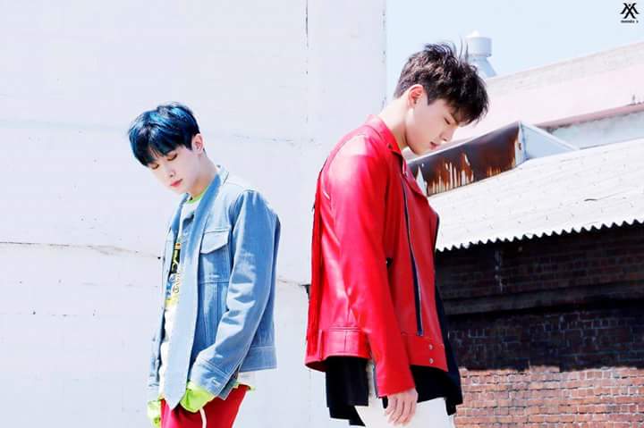 MonstaXArg's tweet photo. 210717 [FANCAFE] Sesión #800DayswithMONSTAX #Shownu &amp; #Wonho 

Lia🐻 https://t.co/ti7XWYNkCt