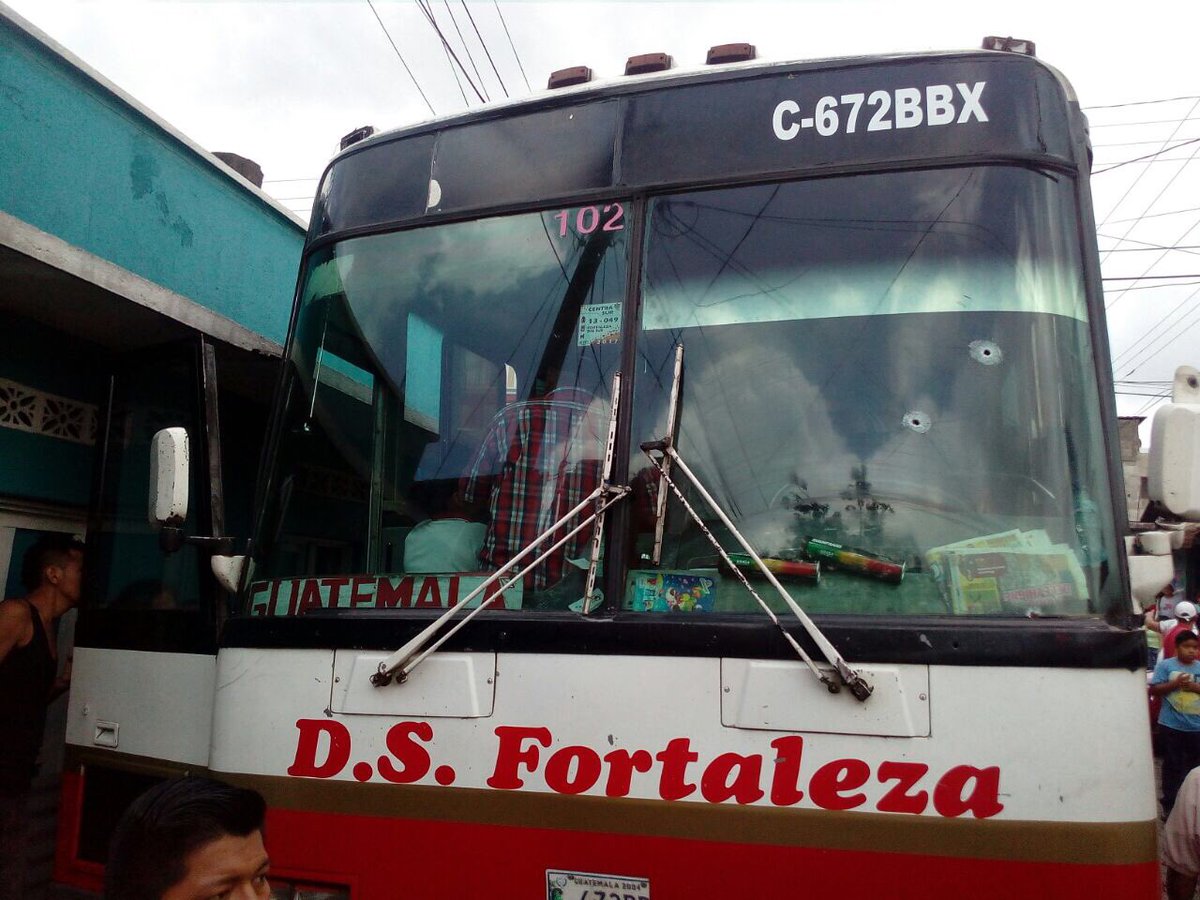 ComoNoticias's tweet photo. #URGENTE | ataque armado a Pulman de transporte Fortaleza en zona 4 de Coatepeque. https://t.co/ZsQ2D07zNE