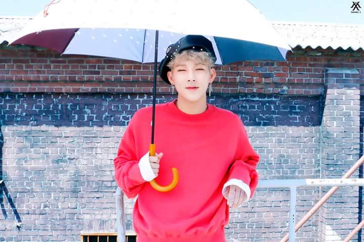 MonstaXArg's tweet photo. 210717 [FANCAFE] Sesión #800DayswithMONSTAX #Jooheon 

Lia🐻 https://t.co/WQW44RSSTo