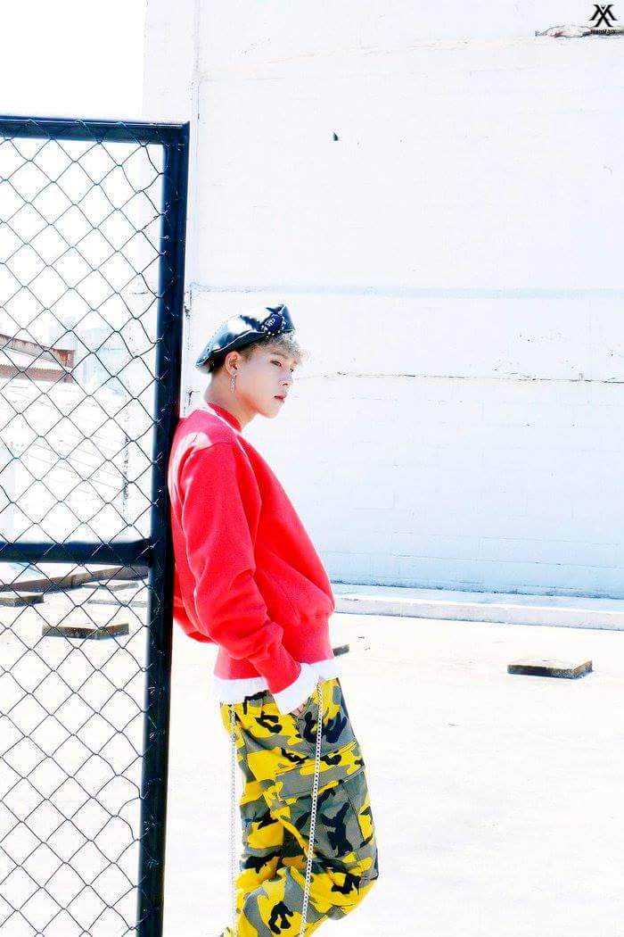 MonstaXArg's tweet photo. 210717 [FANCAFE] Sesión #800DayswithMONSTAX #Jooheon 

Lia🐻 https://t.co/WQW44RSSTo