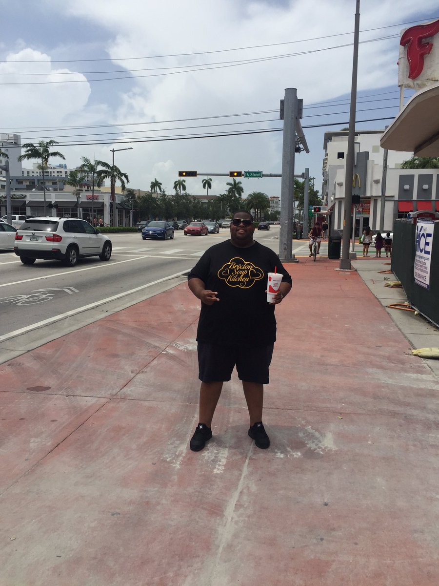 BrixSoupKitchen's tweet photo. Our founder @SolomonSmithBSK is in #Miami on a mission to try conquer #WorldHomelessness step by step, Stay tuned for more updates https://t.co/zBU7NabqdM