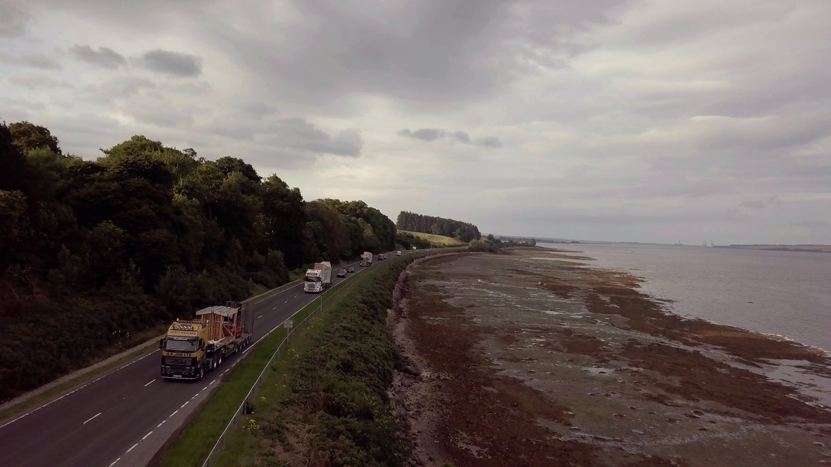 SceneItmedia's tweet photo. Amazing weather today to shoot a @CarbonDynamic delivery, this time to #Findhorn https://t.co/sGZUbB71Lr