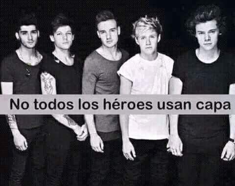 Taty1D2's tweet photo. #IMissYouOneDirection 💔
#7yearsofOneDirection 
Increíble como pasan los años 
Los extrañamos y amamos un montón 💖❤ https://t.co/RrQeoBnQEb