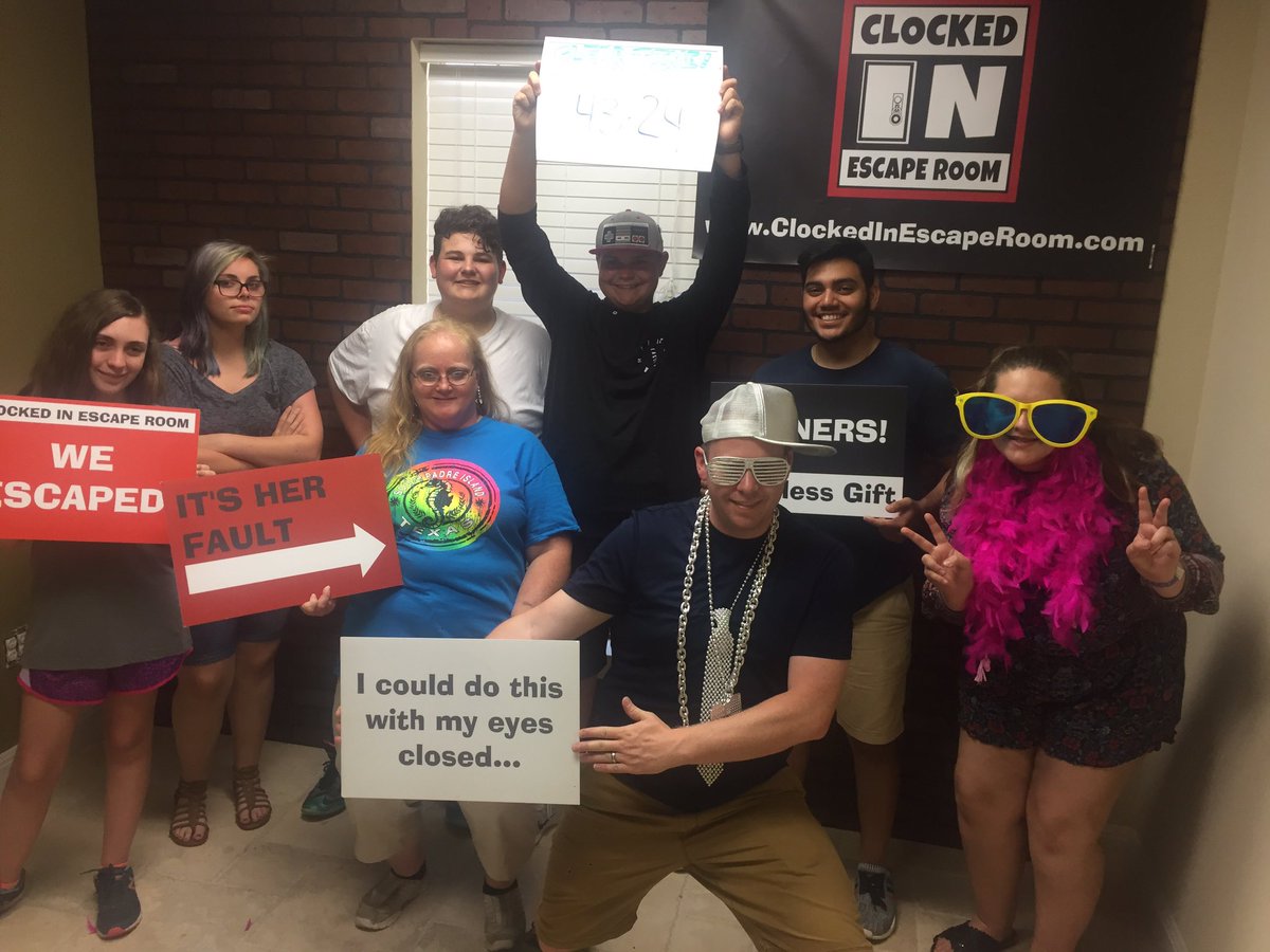ClockedInEscape tweet picture