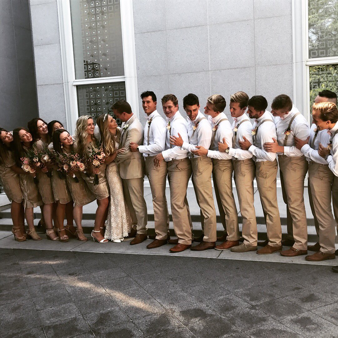 alyssakgrant's tweet photo. my best friend got married today ❤️❤️ https://t.co/EIdU9ZSY3u