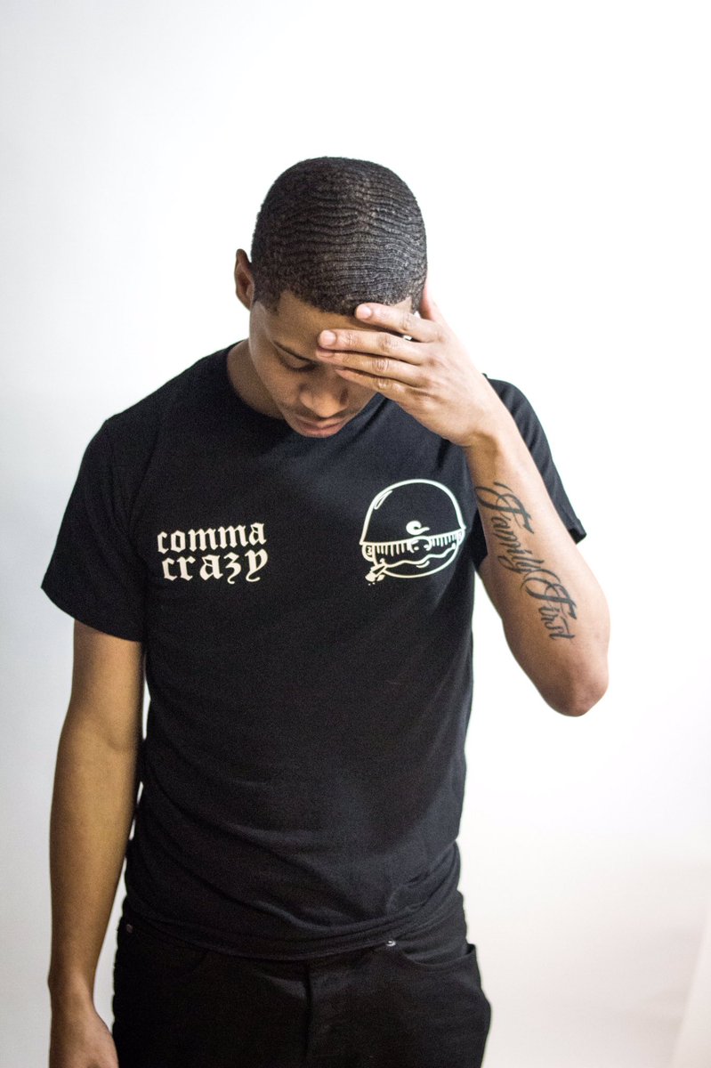 comma_crazy's tweet photo. Commas Are Addictive #CommaCrazy https://t.co/M9LTMfaBhx