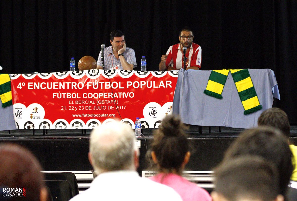 SOCIOCDPALENCIA's tweet photo. Nuestro compañero @EugenioLlamas ha estado contando nuestra experiencia en el IV Encuentro de Fútbol Popular. ¿Qué pasa cuándo algo falla? https://t.co/JGkG32shTr