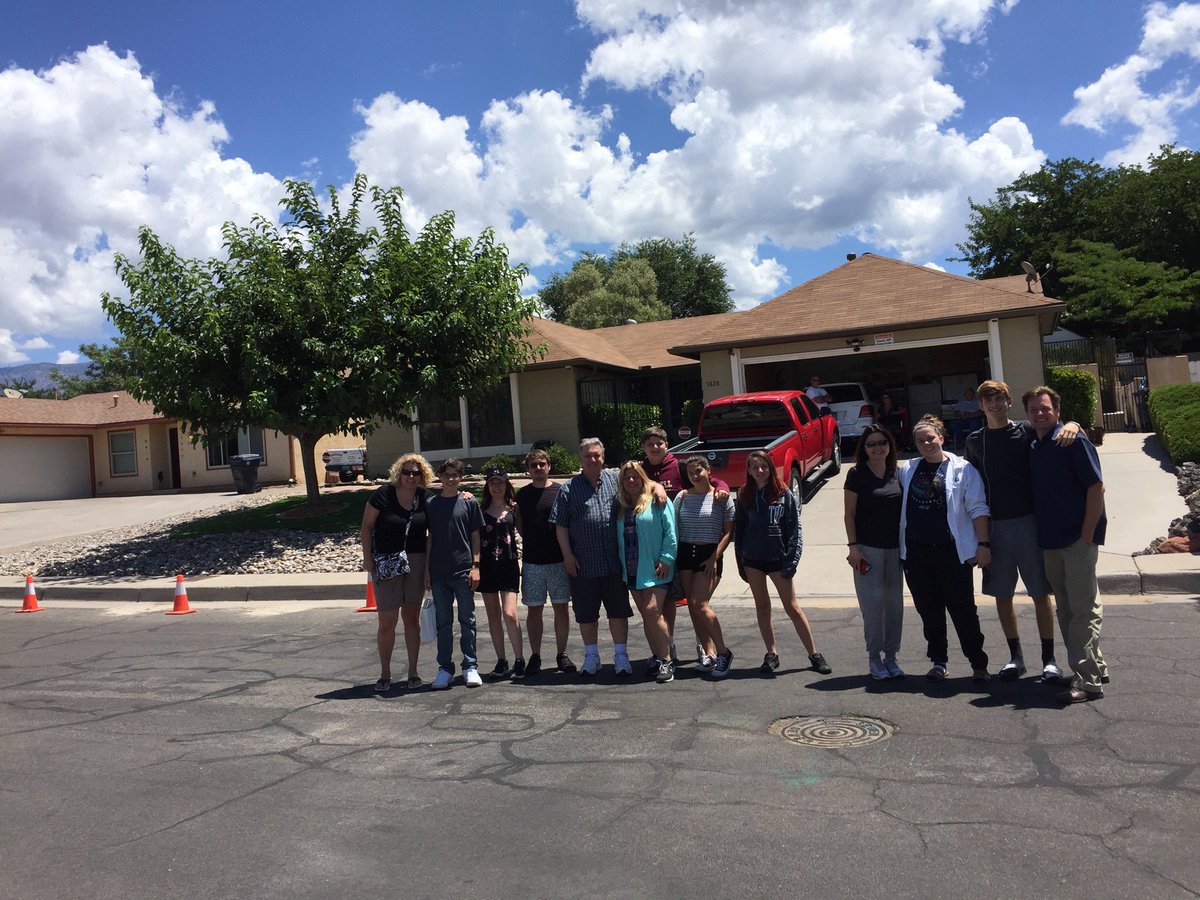 Breakingbadrvto's tweet photo. 07/22/17 Had a great Tour with fans from all over the world. You never know who wi.... https://t.co/J8ABJJe1MI https://t.co/73wE9zDbrq