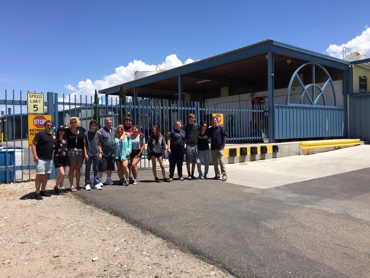 Breakingbadrvto's tweet photo. 07/22/17 Had a great Tour with fans from all over the world. You never know who wi.... https://t.co/J8ABJJe1MI https://t.co/73wE9zDbrq