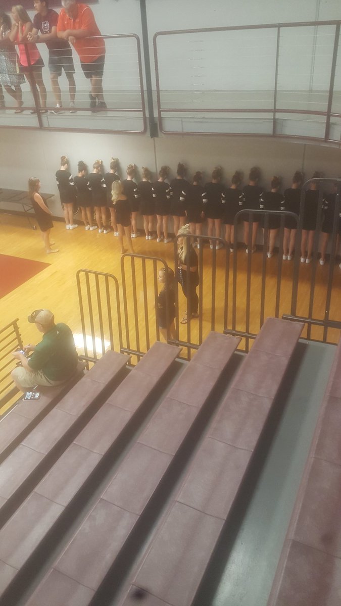 CoachBiermann's tweet photo. We see you getting ready @ESHSTigerCheer https://t.co/hYs0xoJnM4