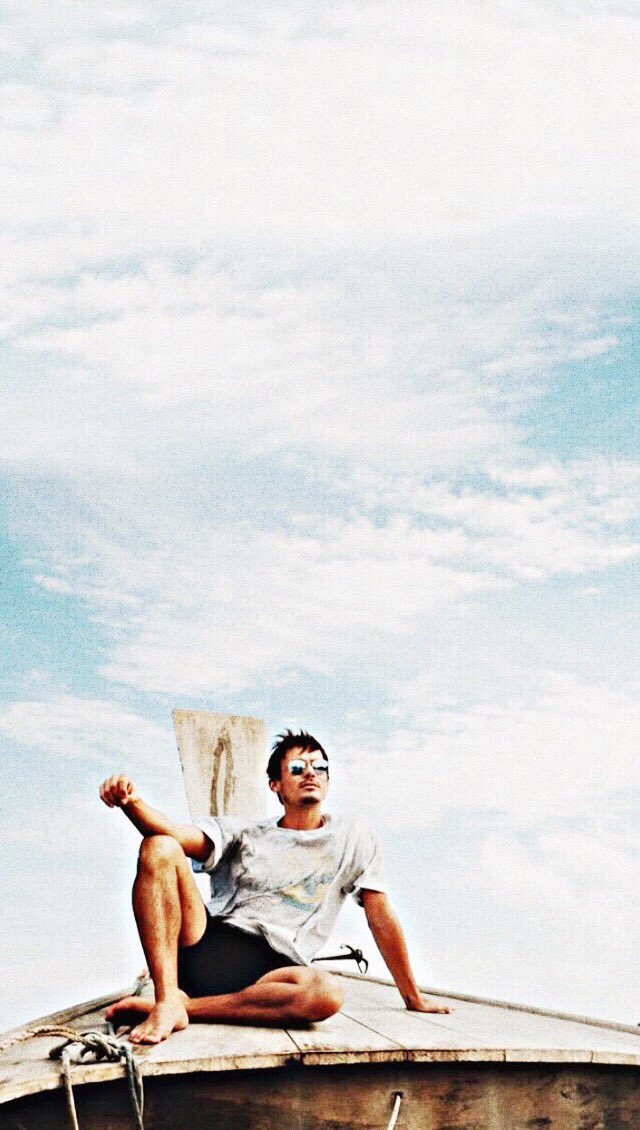 PLLlockscreensx's tweet photo. •Tyler Blackburn {free}•
▪️RT if you saved https://t.co/p7hD4DuvbV