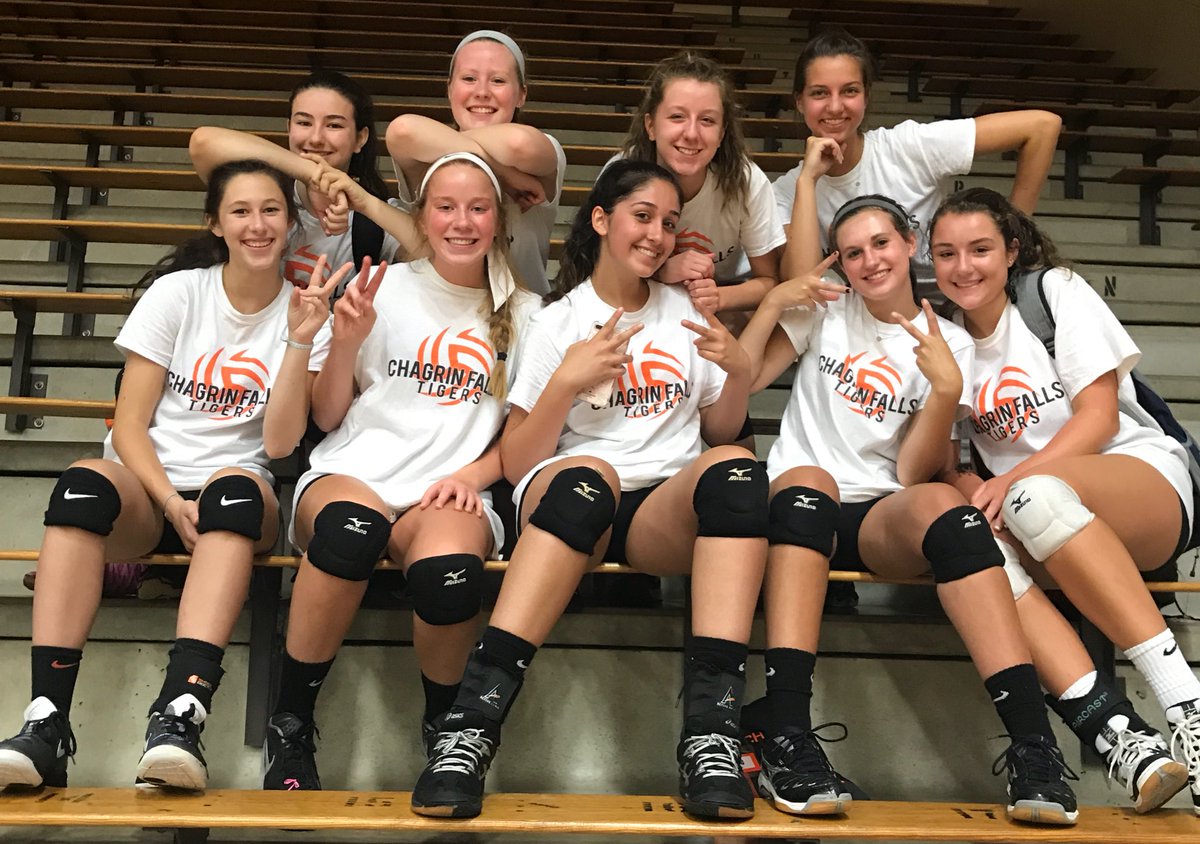 ChagrinFallsVB's tweet photo. Killing it at YSU! #ysuvbtc2 https://t.co/uCrXMXJsDq