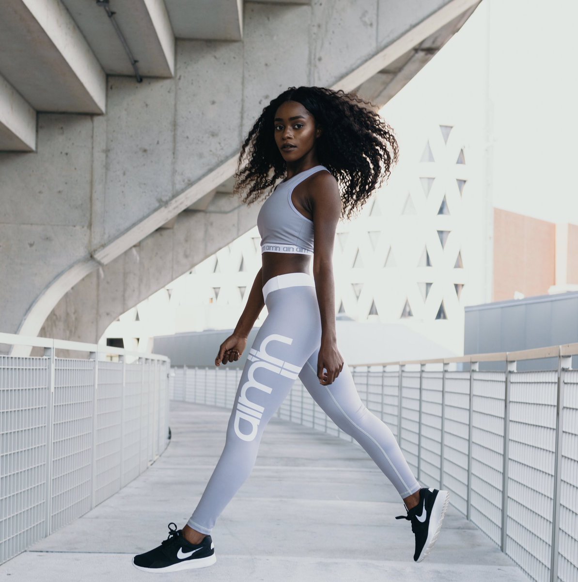 AngwiTacho's tweet photo. 20 yr old growing fashion influencer, model, &amp; YouTuber from Cincinnati, OH.

A retweet could help get me some exposure or a subscriber . https://t.co/n7IovoDidx