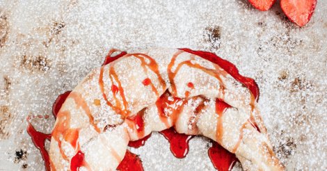 apartpizzaco's tweet photo. Treat your tastebuds with our Raspberry-Chocolate, Nutella Swirled together https://t.co/UrUfvx5eyq