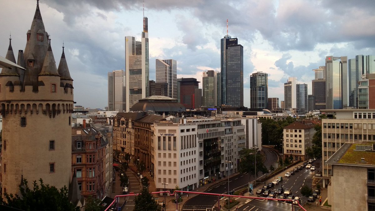 Mainhatten. Main reason for comming back. #Frankfurt #skyline #goodtobeback