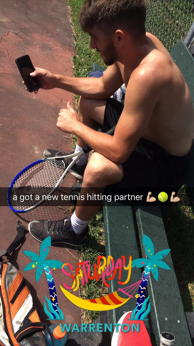 FZNPanthersATC's tweet photo. I got a new tennis hitting partner 💪🏼🎾💪🏼 @JakeTonioli #tennis #hittingpartner https://t.co/p8RK8fXiAn
