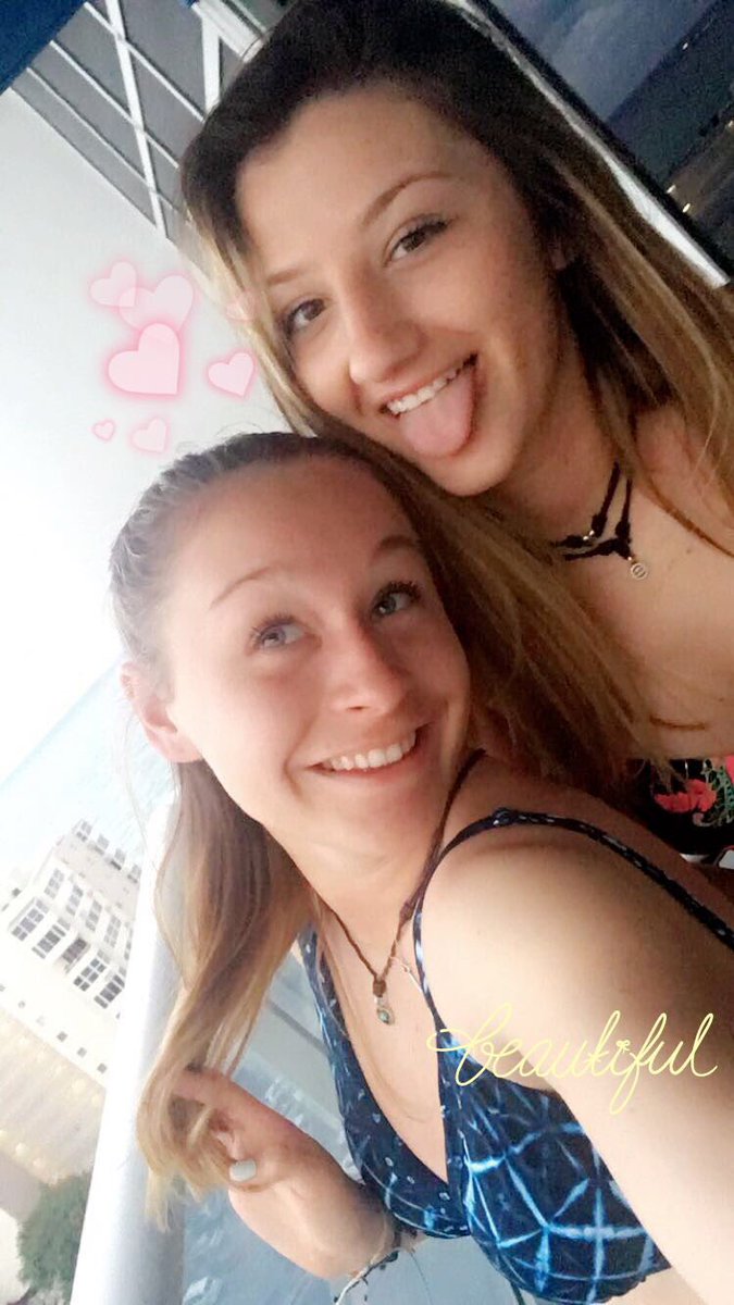 rileyy_sapp's tweet photo. Happy sweet 16 liv❤️💓 thank you for all the memories &amp; endless laughs, miss and love you💛xox @OMontanaa https://t.co/SdURhBPQjG