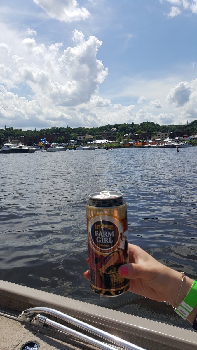 LTrain_99's tweet photo. #LJD2017  #LBSummer #Farmgirl #StCroix #Liftbridge  Celebrating Lumberjack Days 2017 in style! https://t.co/S0b1a8kBtJ