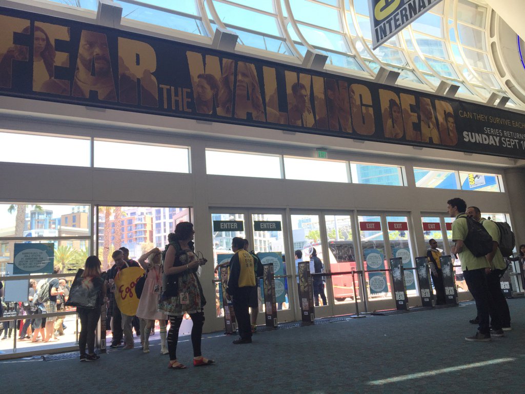 Come say hi. Sitting in lobby near the E/D doors where the Walking Dead banner is - look for the backpack. I have swag #AgentsofSHIELD