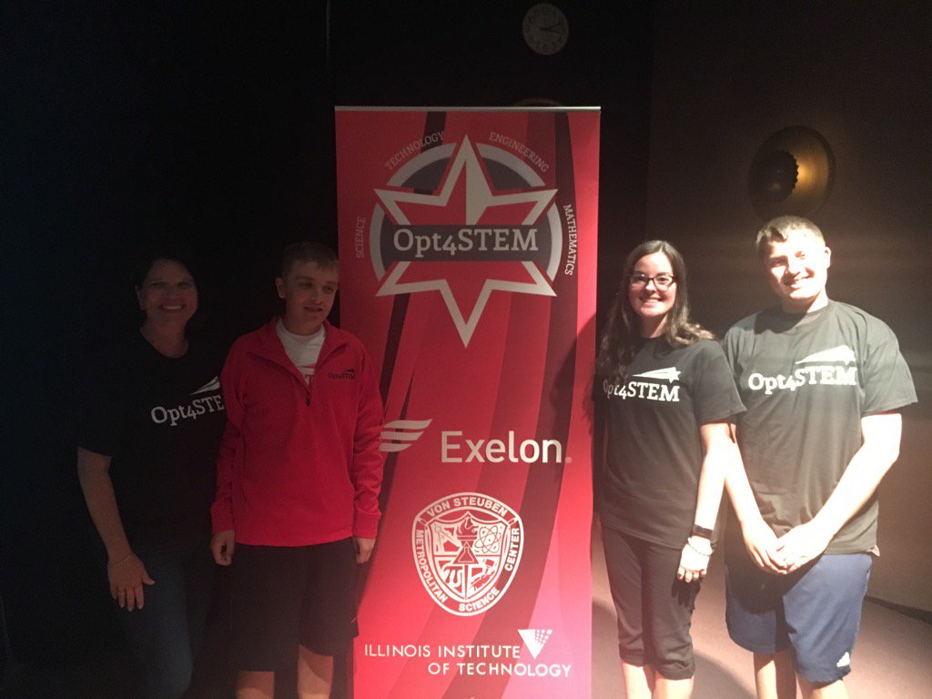 VonSteubenMSC's tweet photo. Energy Academy house design winner Willem and his family! @Opt4STEM @Exelon https://t.co/qCTOUIU6yj