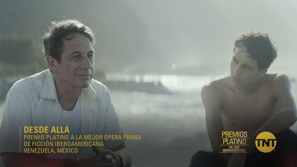 TNTLA's tweet photo. Mejor Ópera Prima: "Desde Allá". Se va el primer galardón de los #PremiosPlatinoTNT ¡Aplausos! https://t.co/7V5OEOrGdh