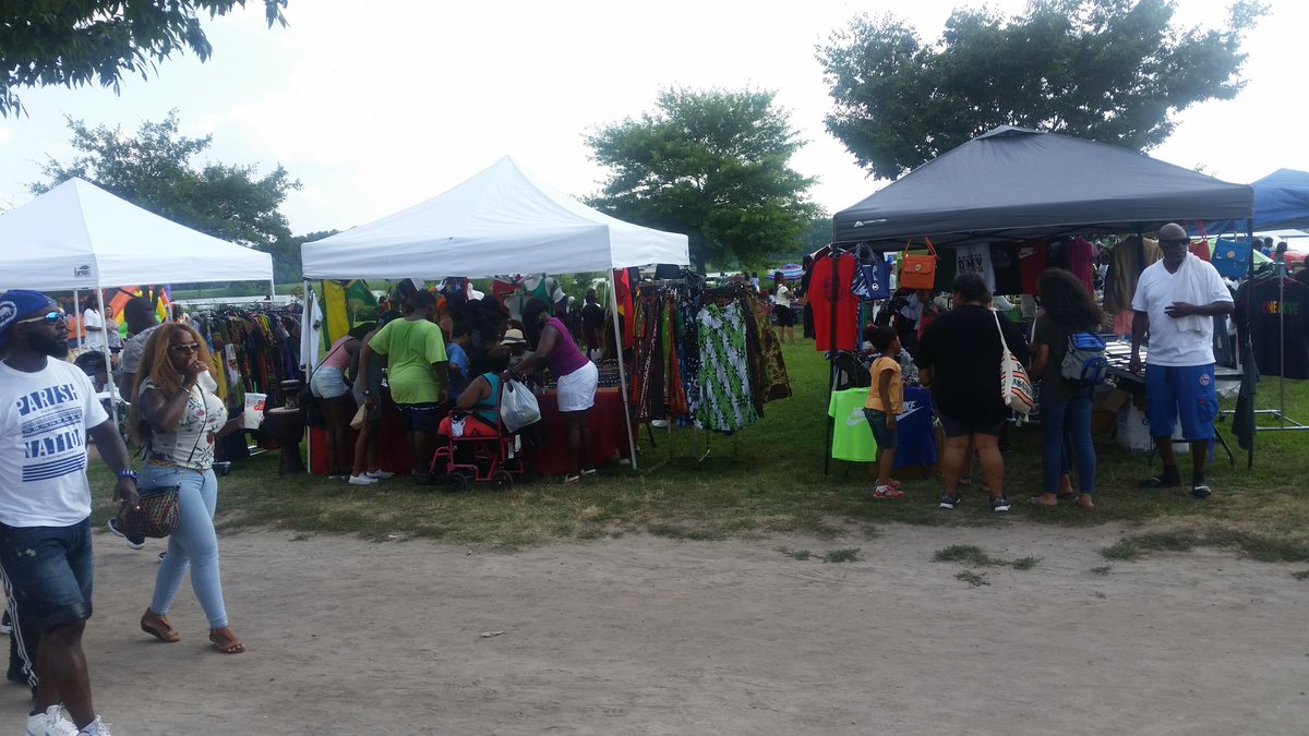 chriscunning's tweet photo. Taking in the sights at Caribbean Fun Day at Mt. Trashmore, just opposite GO Church - and inviting a few dozens to Church :-) https://t.co/HKxMSrTgmc