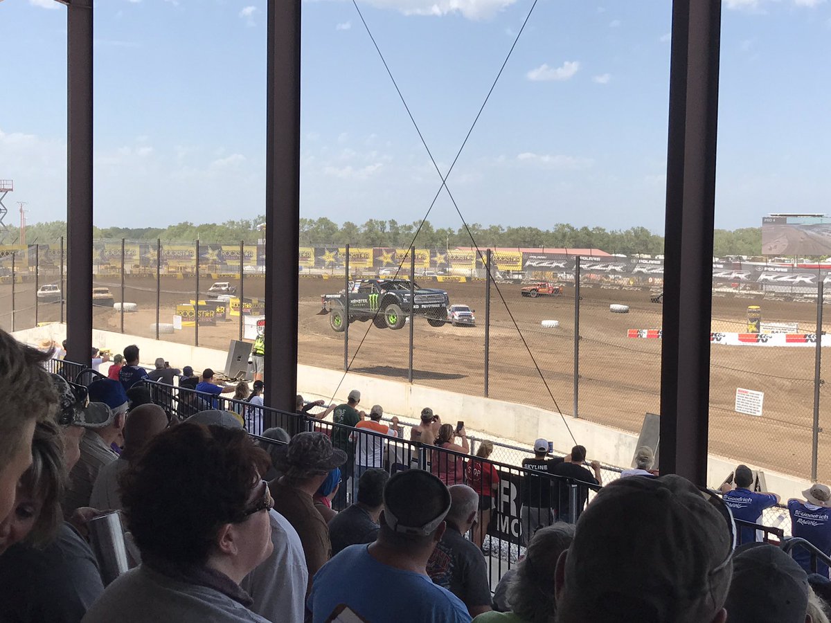 TerraconHeather's tweet photo. Shout out to @LucasOilRaceway for bringing some off-road to the Midwest! #Geicooffroadshootout #WheatlandMO @kyleleduc99 https://t.co/QrbE2ny5f0