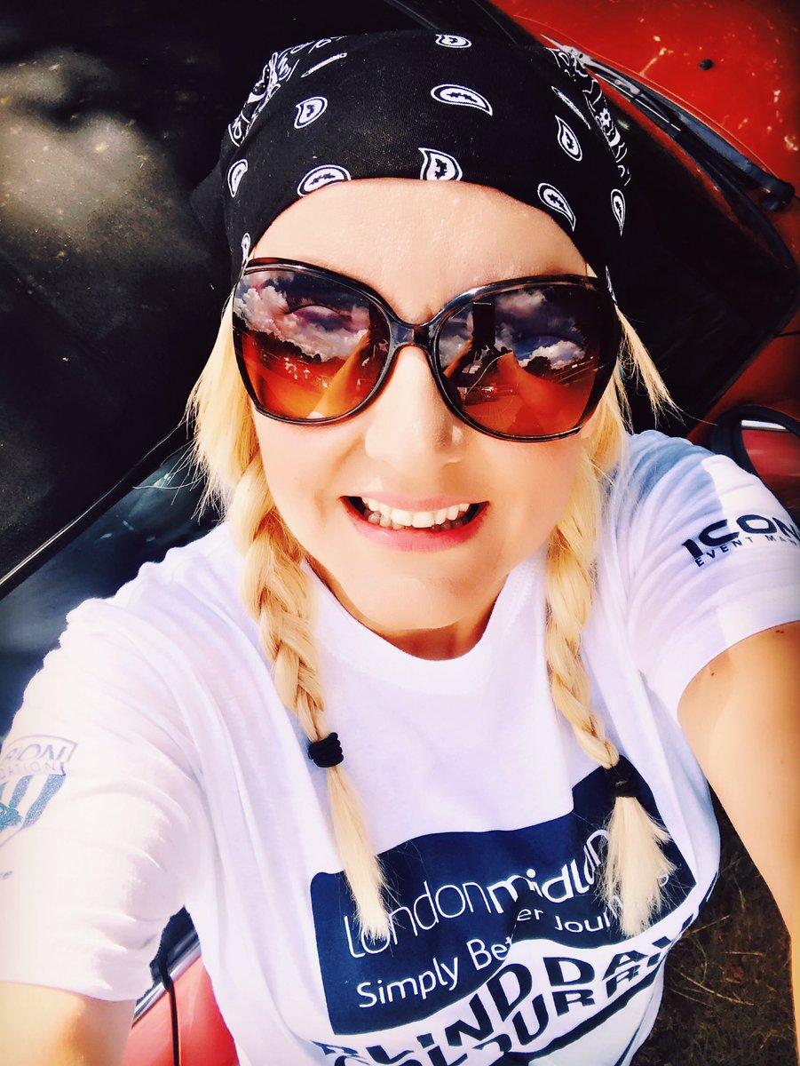 Patsystone_7's tweet image. Lester Family Fun at the Blind Dave Healey 5K Colour-run at Sandwell Valley Park #BDHRun #WBAFoundation #BoingBoing #Legend #MemoriesMade 👌🏻