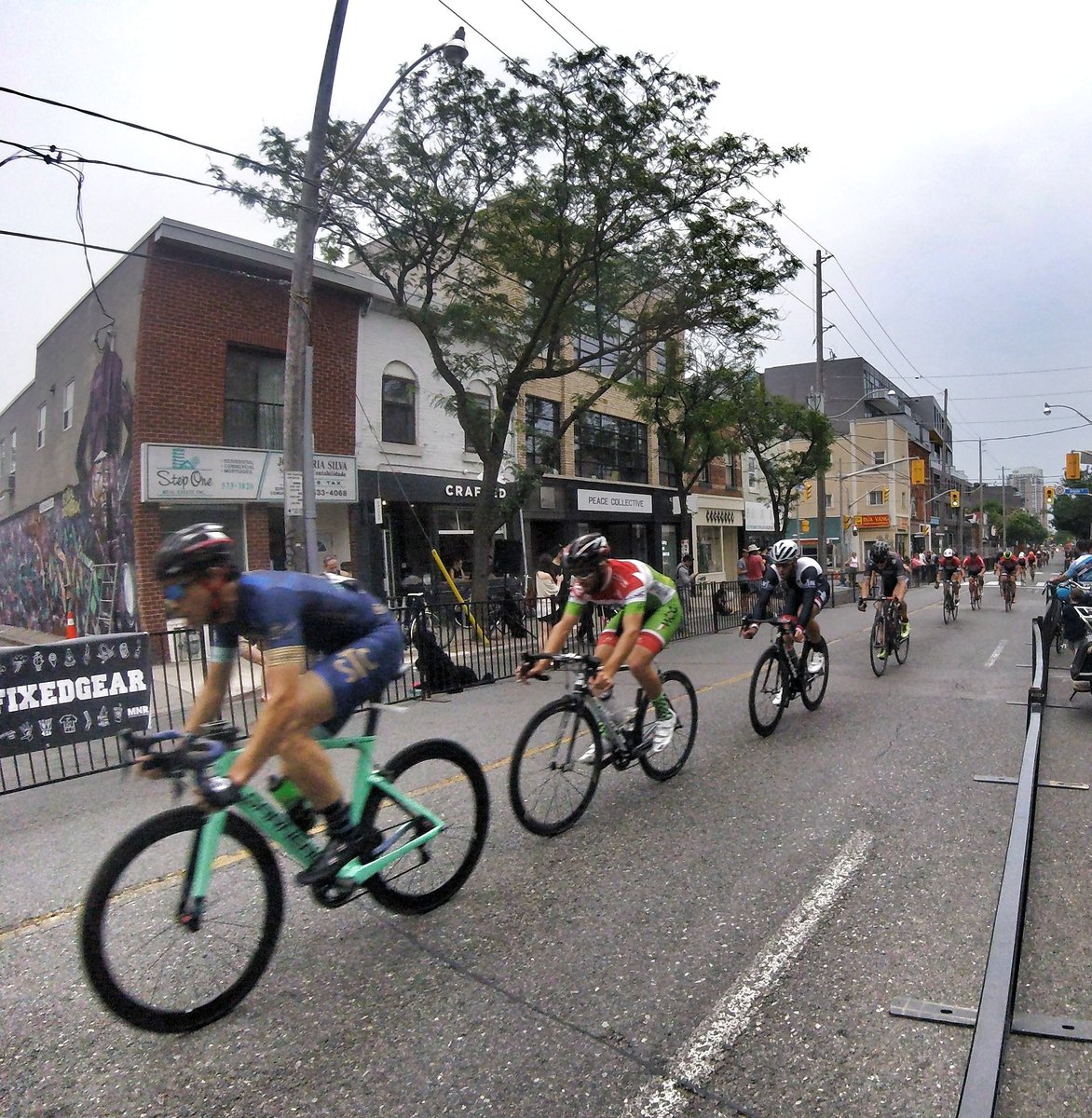 FeelingIndigo87's tweet photo. #OssCrit #OssCrit2017 #BikeTO #Cycling https://t.co/5wUmG8pHOP