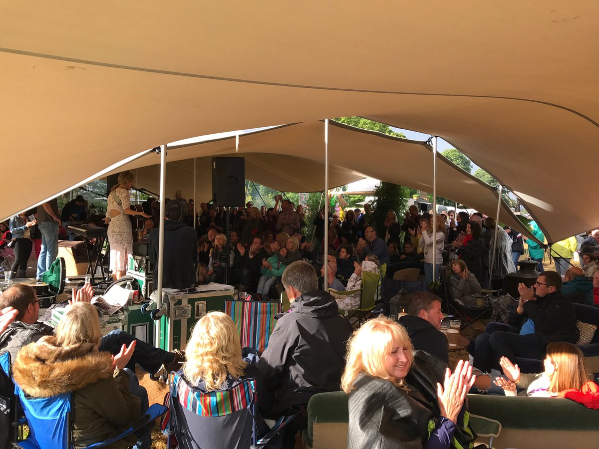 Come rain or shine we had a stellar time on the Hideaway stage <a href="/smokedanduncut/">Smoked & Uncut</a> ✨