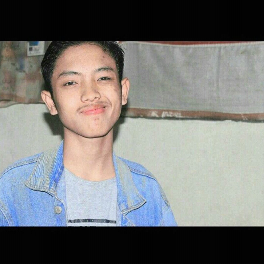 luckyfzi's tweet photo. #FotoProfilBaru https://t.co/J35ZVUlcKo