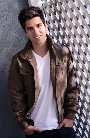 onlyrushs's tweet photo. 2010 / 2017
#KCAMexico #BTR https://t.co/i7kbdYX4Ii