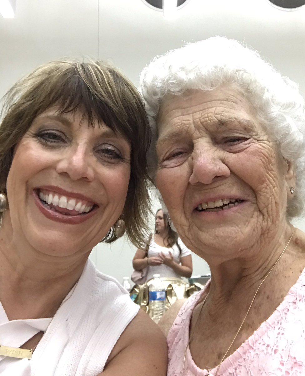 darlene_adamson's tweet photo. Happy 91st birthday to my beautiful mother!❤️#91club https://t.co/U4GmsDFDBo