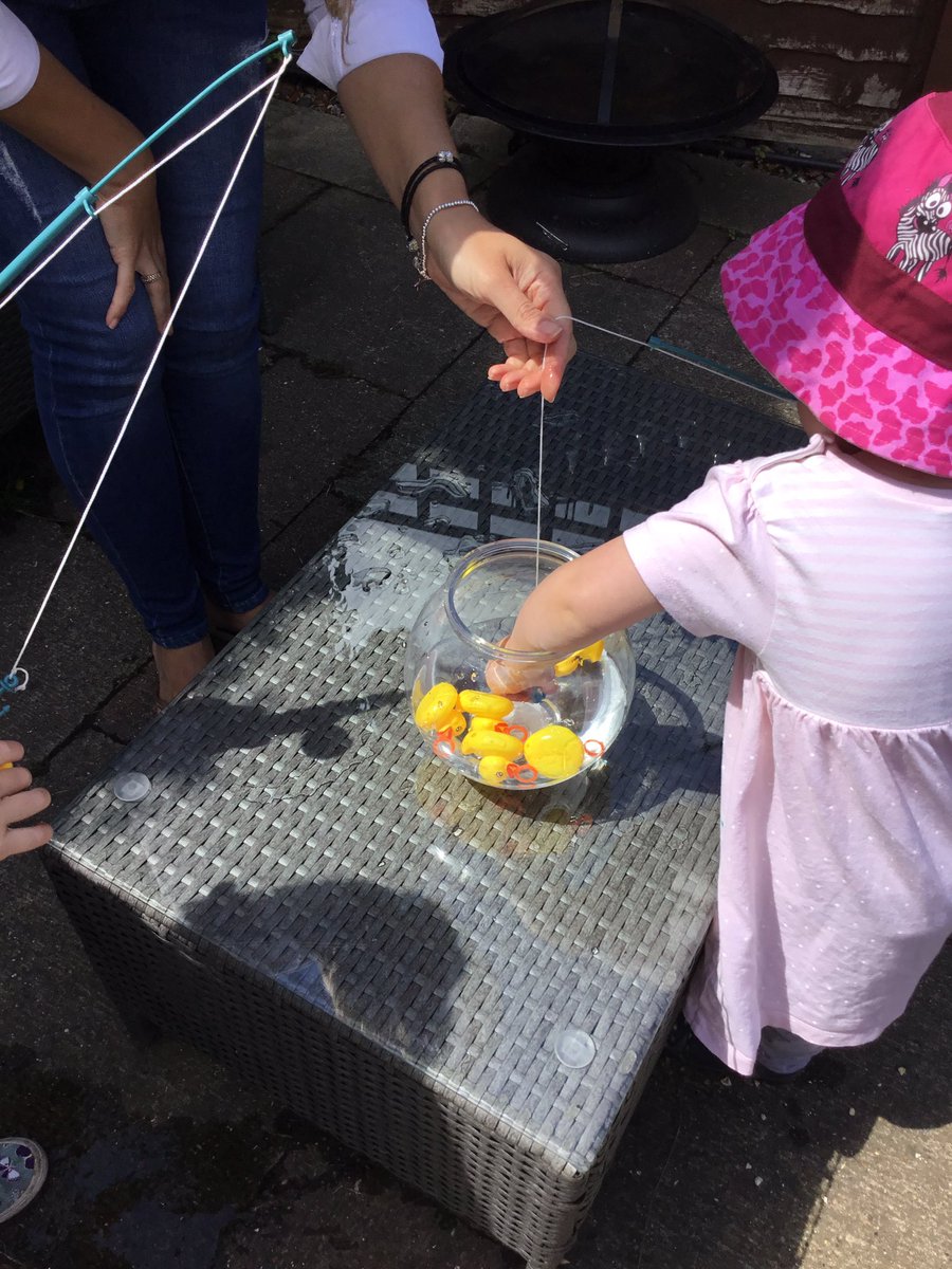 allthingseyfs's tweet photo. Hook a duck! #eyfs #handtoeye #counting. #maths #physicaldevelopment #eyfstwitterpals #circus https://t.co/HGt0e1IMsB