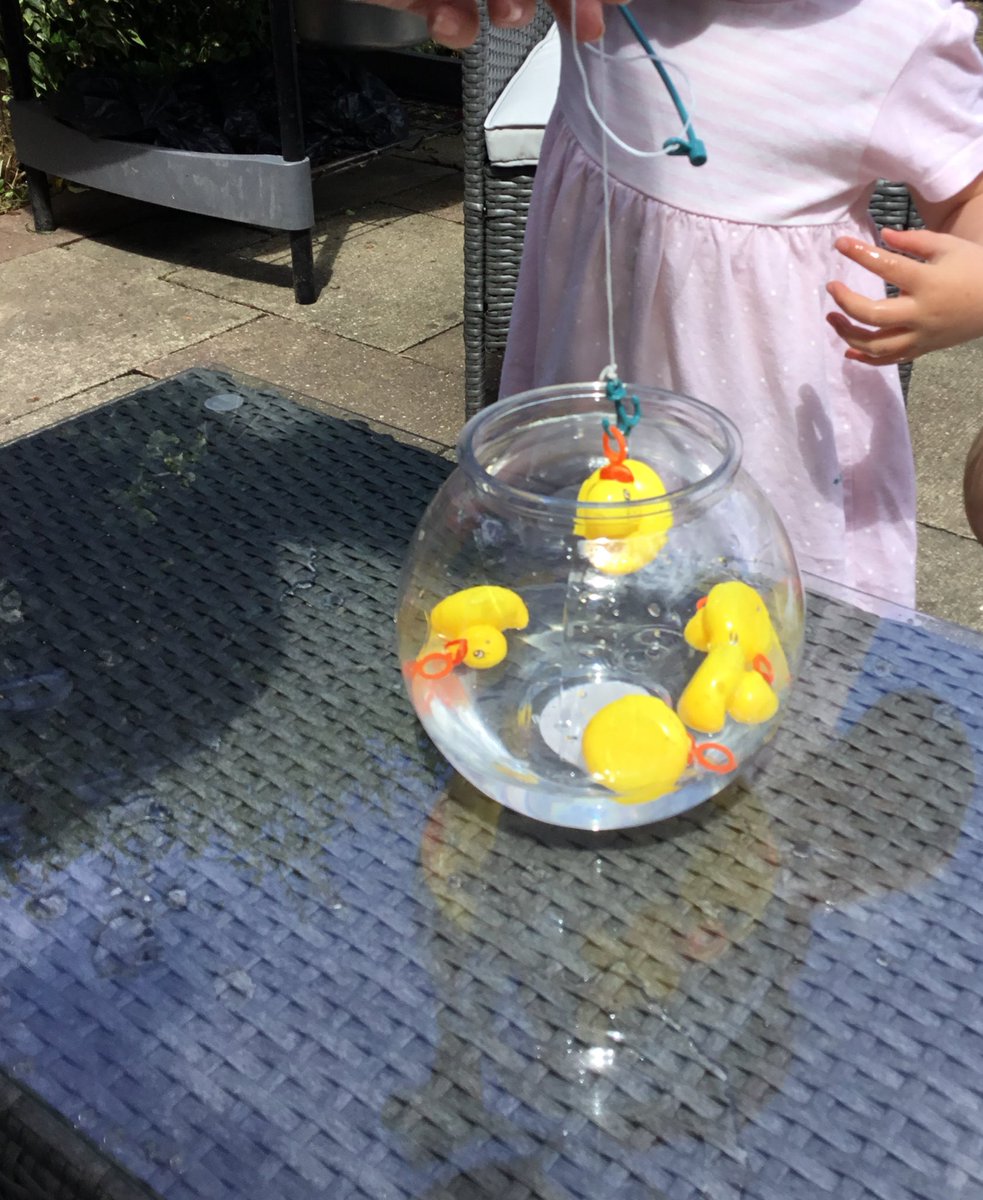 allthingseyfs's tweet photo. Hook a duck! #eyfs #handtoeye #counting. #maths #physicaldevelopment #eyfstwitterpals #circus https://t.co/HGt0e1IMsB
