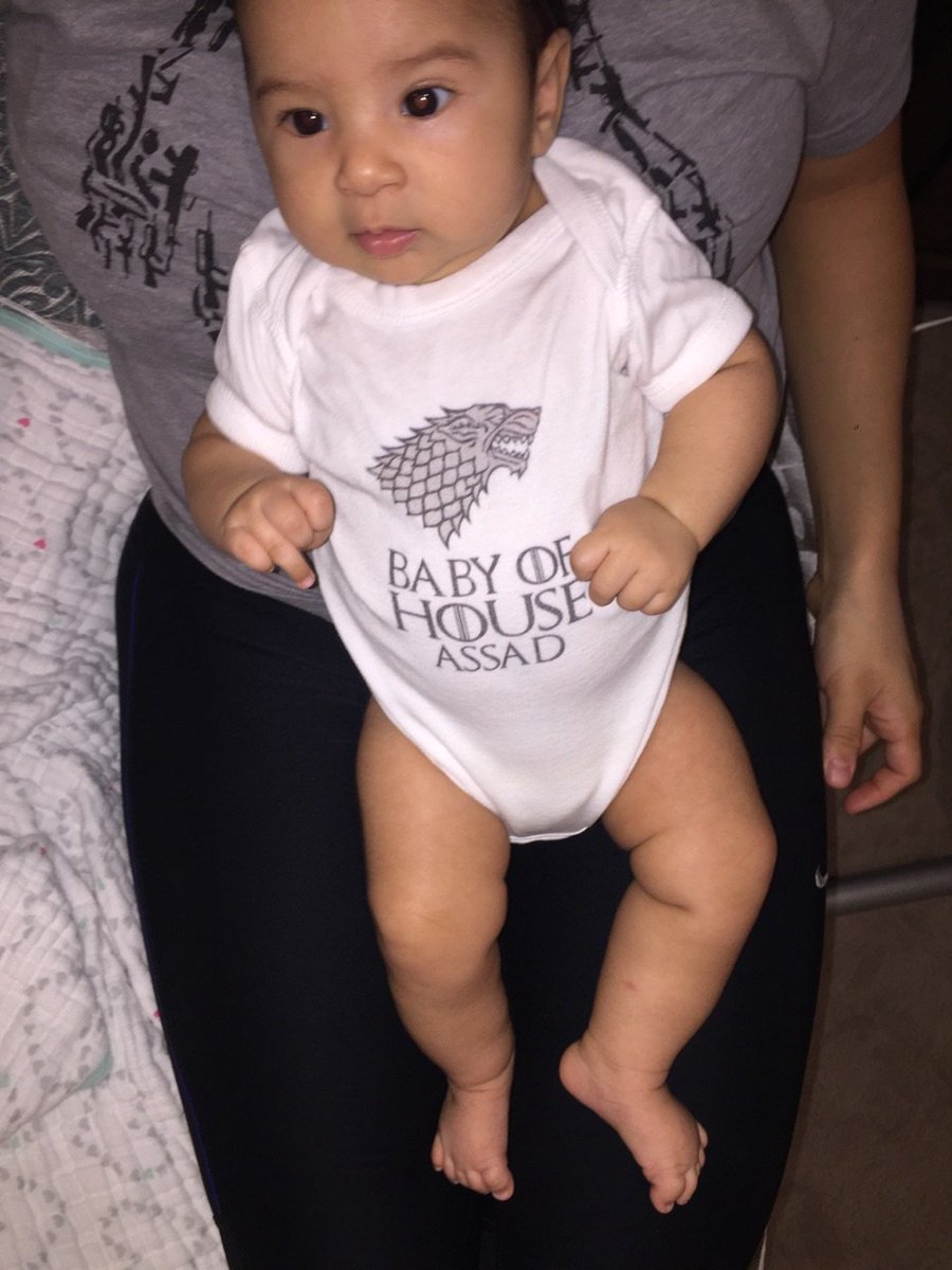 m0E_tv's tweet photo. That onesie tho https://t.co/MsnODa3Aqm