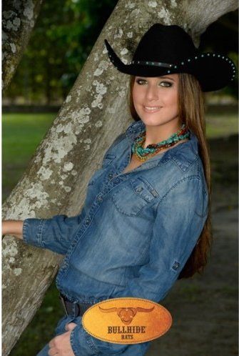 HatCountryaff's tweet photo. #Cowgirl #Style in the great #outdoors! #Bullhide #hats @Hat_Country https://t.co/YBwn87l7Me https://t.co/Q9qb24vtA7