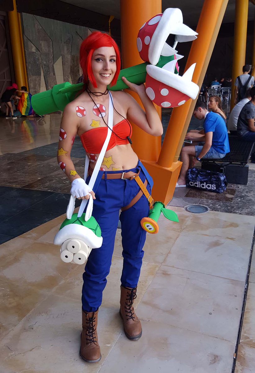 hobby_consolas's tweet photo. ¡Menudo atracón de #cosplay nos hemos dado en @Gamepolis_org de Málaga! Aquí, una buena dosis de "afotos": https://t.co/cECUvhY7mu https://t.co/h1nVLmAU3i