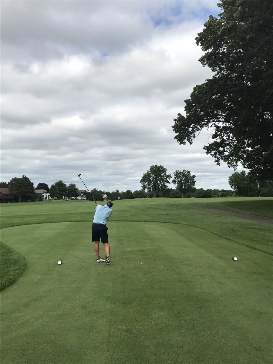 Final two teams, Garcia/Nelson vs Deming/Deming all tee shots in play on #1