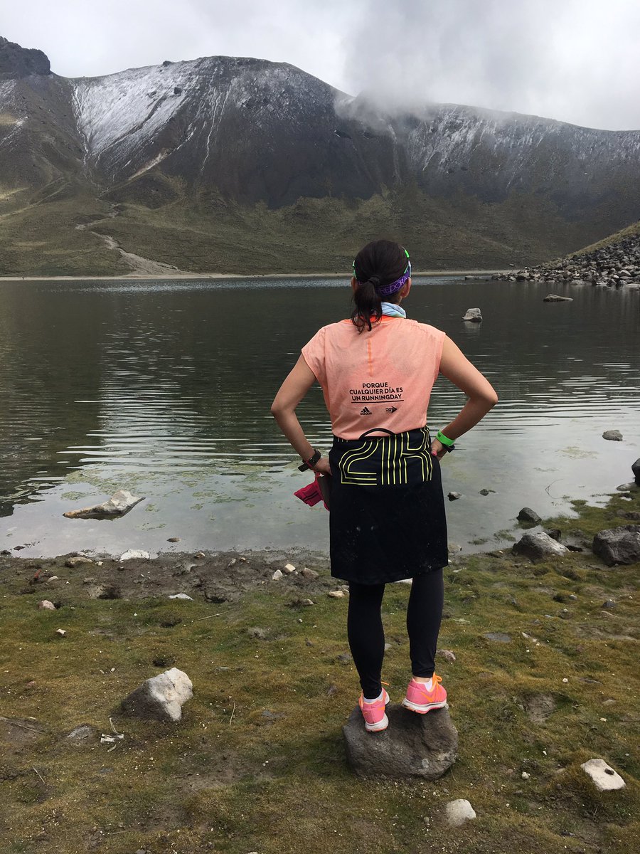 macrogibson's tweet photo. #RunningDay #WhyIRunMéxico #HAYPOWER #RunningDay2017  a seguir dándole! https://t.co/KElfiGJViz