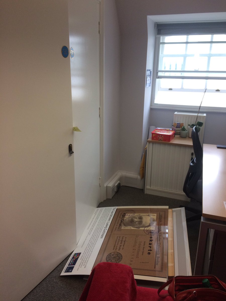 Guinnessisgd4u's tweet photo. Sad #GapsBetween installation is down now - but also not sure how I will get to my desk #NeedStorage #gottaHangThemUp https://t.co/F6wwmL2GKy