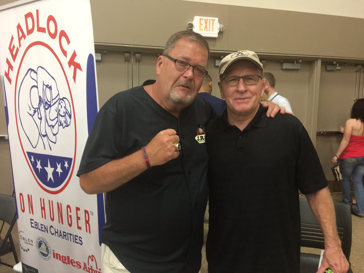 JRsBBQ's tweet photo. Congrats to:
#Dusry
@therealmagnumta
#StanHansen
#ScottWilliams
#MrWonderful
#MikeVanArsdale
Tonight @wrestlingmuseum banquet #Waterloo https://t.co/9a0RH0pqwC