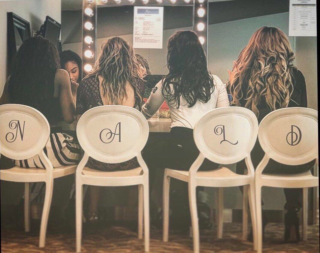 ABHChile's tweet photo. Estamos MUY LENTOS. Vamos que todo esto es por las chicas!

VOTE 5H 
#MTVHottest Fifth Harmony https://t.co/ArEaXSl12R