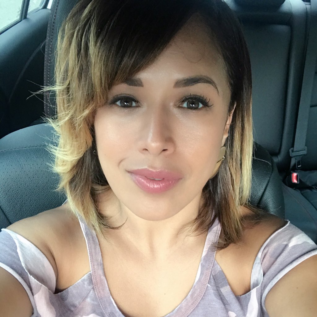 Sassyjas23's tweet photo. #NewProfilePic https://t.co/X1CmXKRgKr