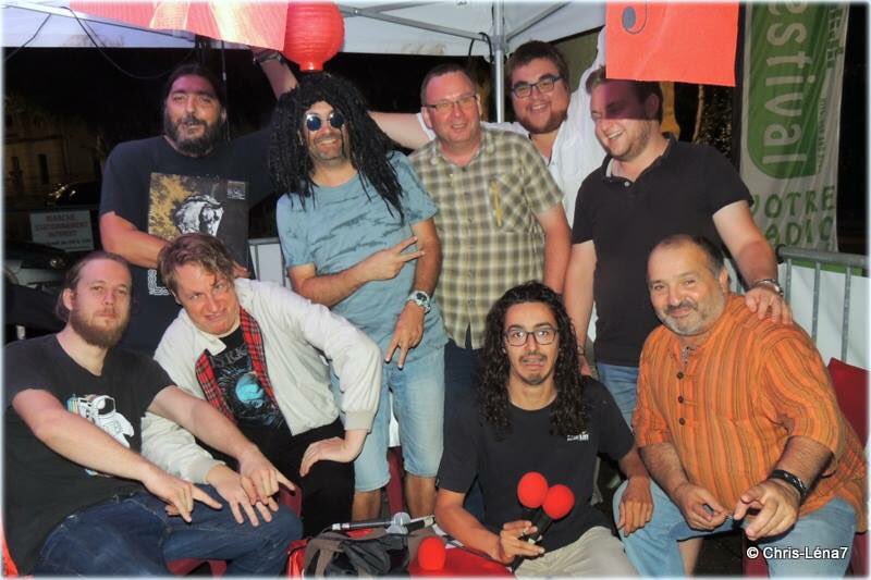 tv_tv07's tweet photo. Interview du groupe Bottle Next en partenariat avec Radio festival, Radio BLV, Radio déclic et Pôle 7
#tv07 #ardeche #bottlenext https://t.co/o9LNMNaXXy