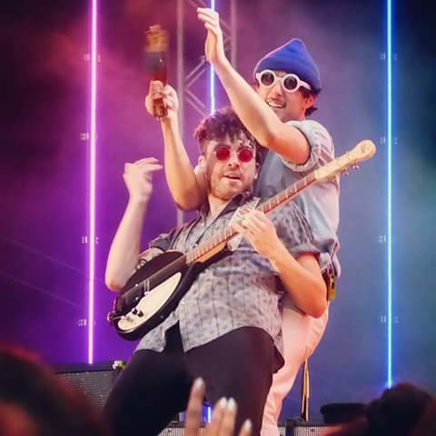 IdleWorshapada_'s tweet image. #MTVHottest Paramore